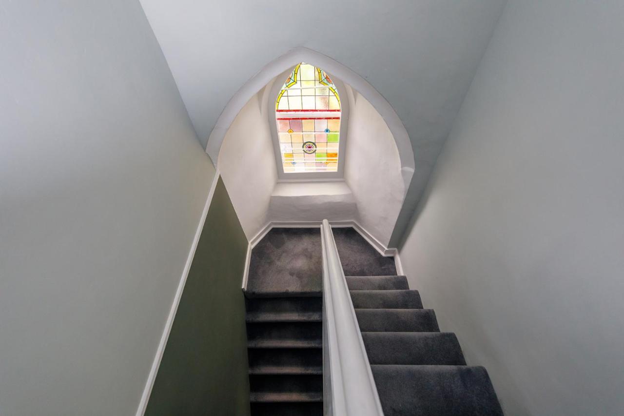 Cloisters Cottage Chichester Buitenkant foto