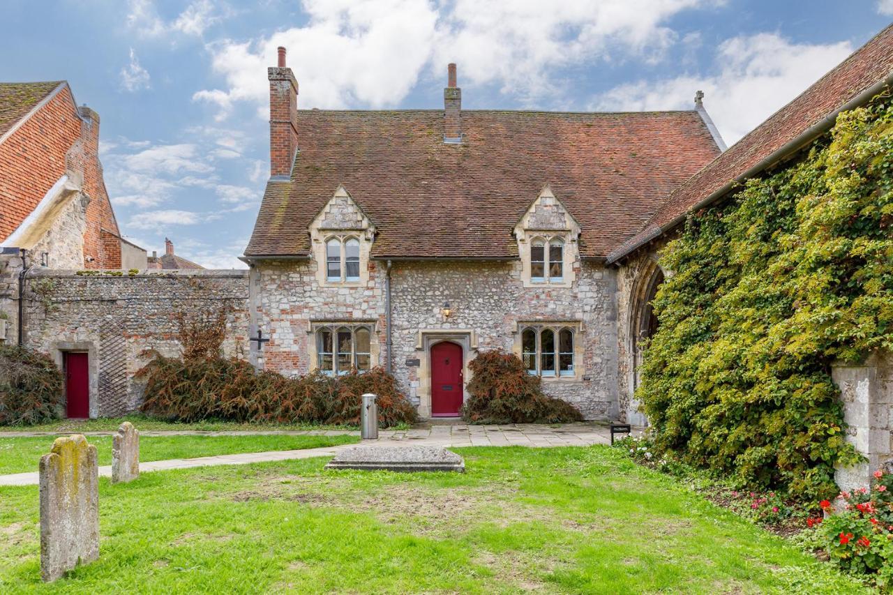 Cloisters Cottage Chichester Buitenkant foto